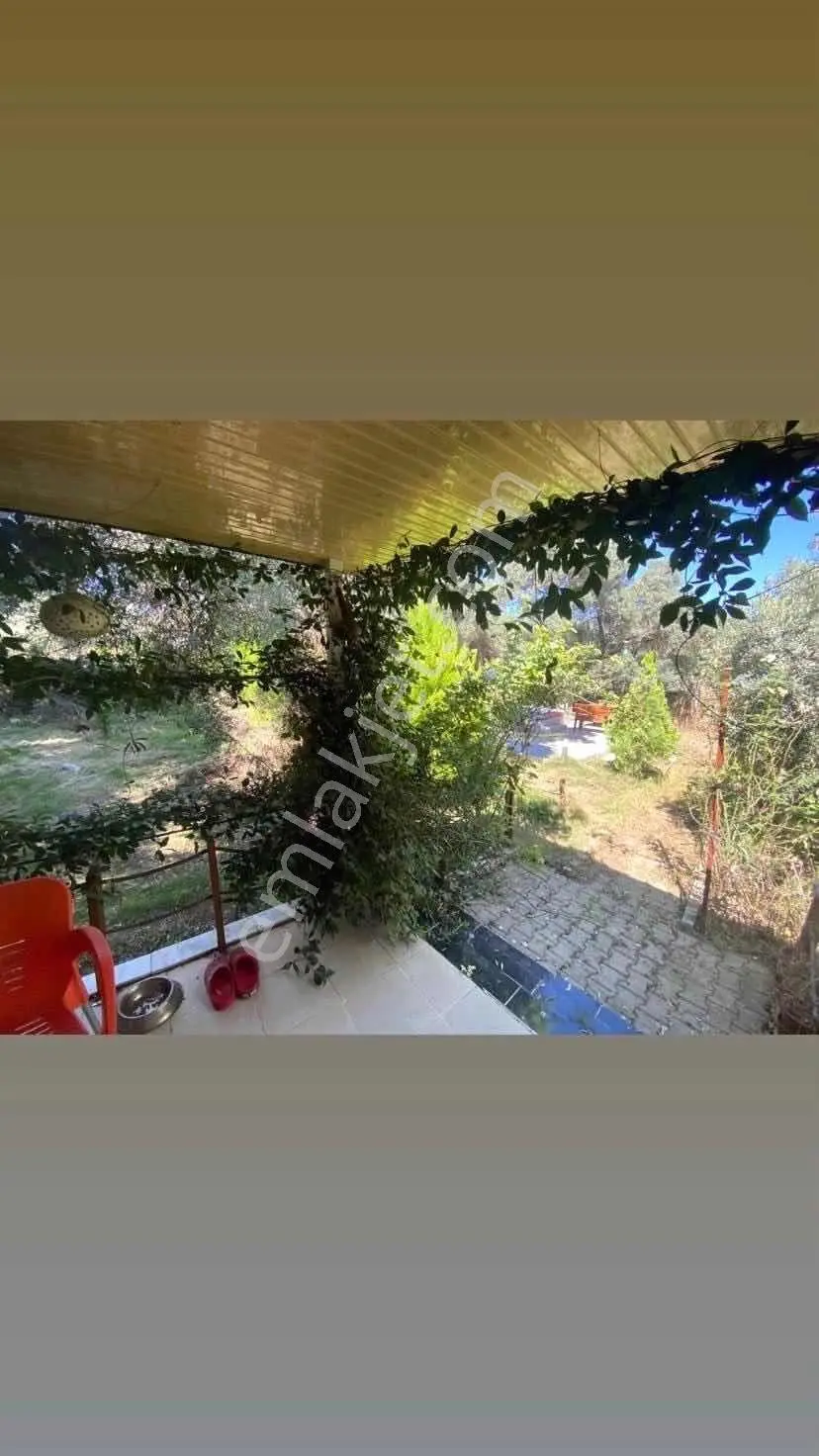 Bayındır Bahçealtı Mevkinde 3.429 M2 Arsa İçinde Havuzlu Ev - Görsel 3