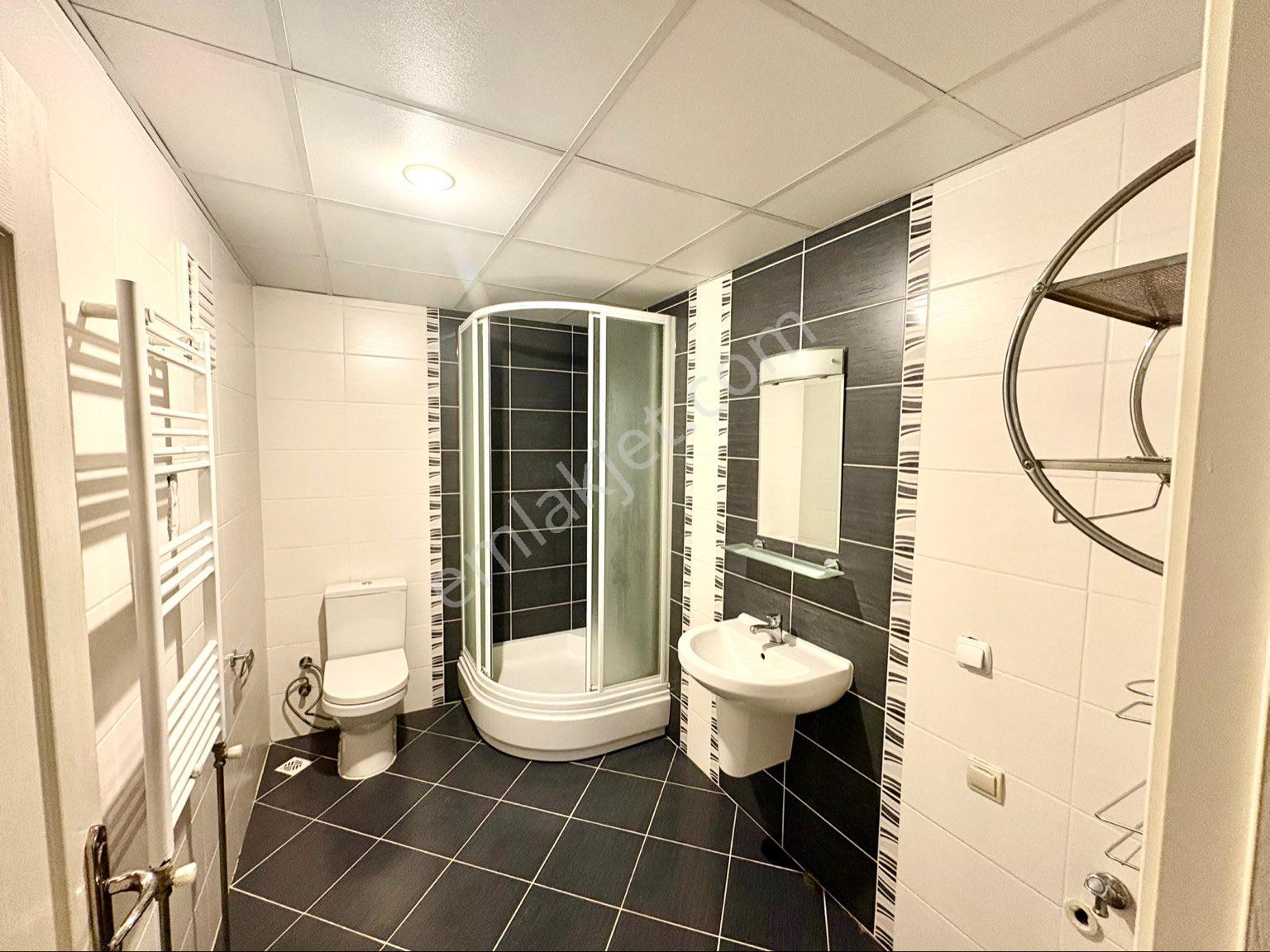 İztop Park Evleri 830 Ada Kiralık Havuz Cepheli Ara Kat 3+1 Daire - Görsel 13