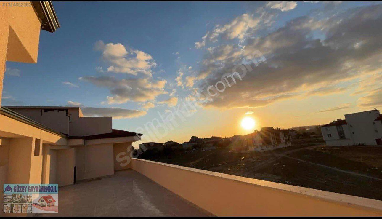 Havuzlar Mahallesinde Kiralık 1+1 Daire Teraslı - Görsel 12