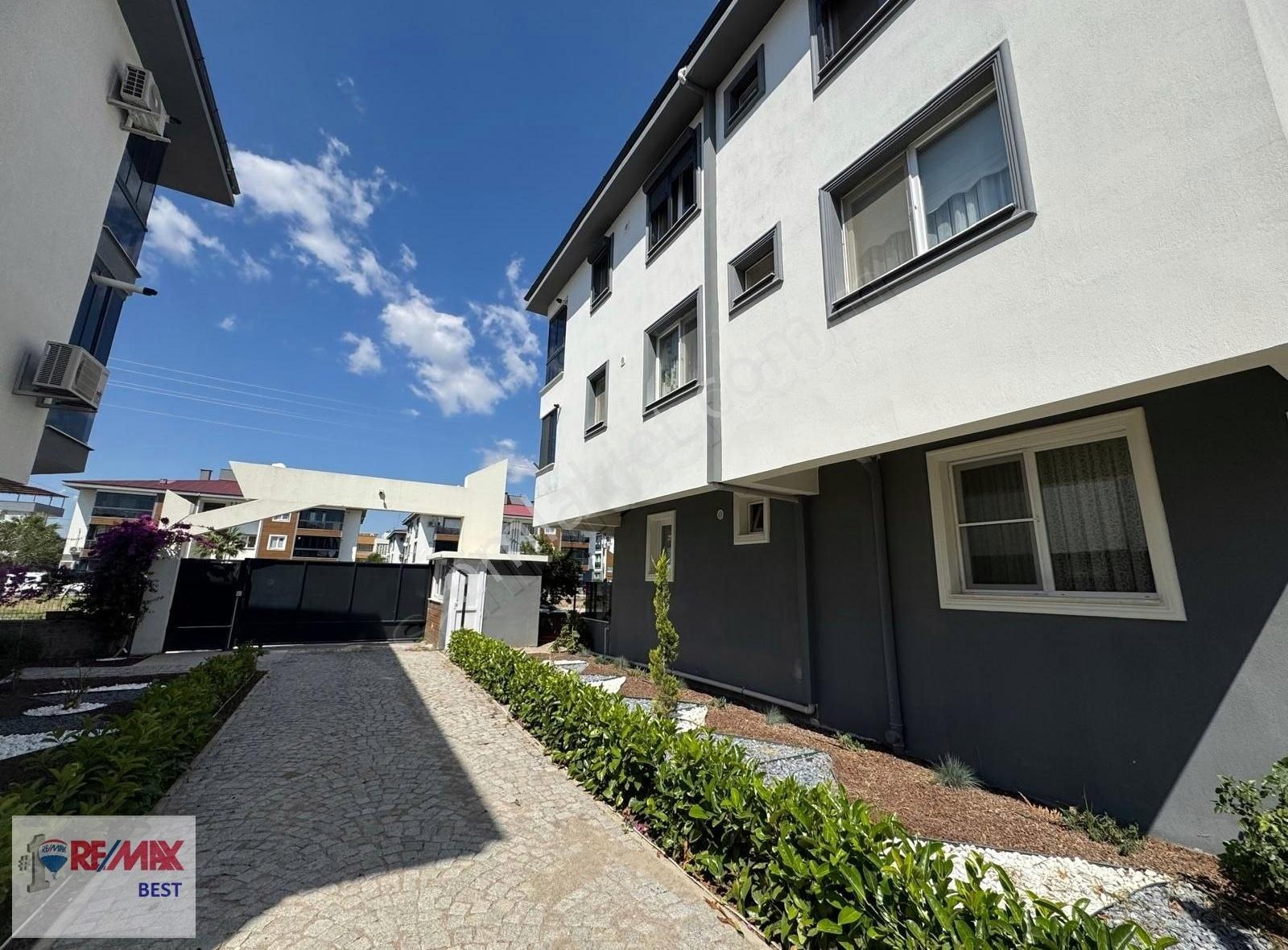 25 Bergama'da Site İçerisinde 3+1 Kiralık Daire - Görsel 11