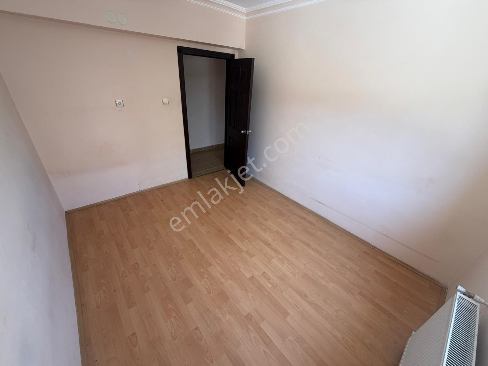 Sincan Pınarbaşı Mhde Çorum Caddesi Üzerinde 2+1 Ara Kat Kiralık Daire - Görsel 11