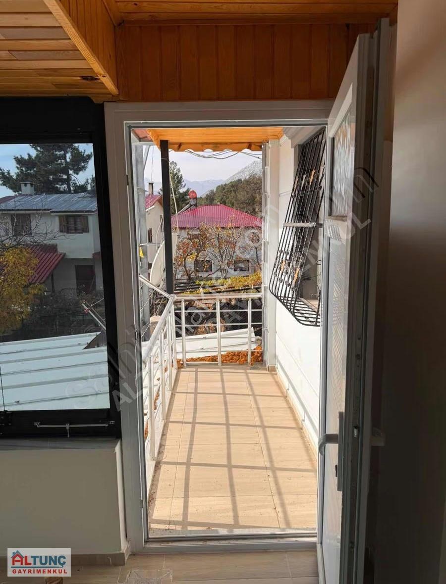 Altunç Tan Fındıklı Yaylasında Müstakil 2 Katlı Yayla Evi - Görsel 8