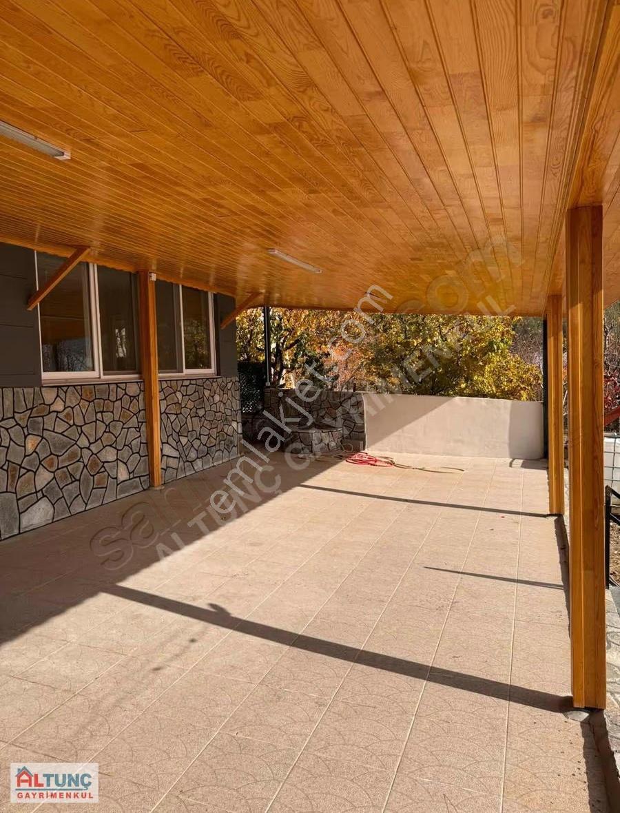 Altunç Tan Fındıklı Yaylasında Müstakil 2 Katlı Yayla Evi - Görsel 9