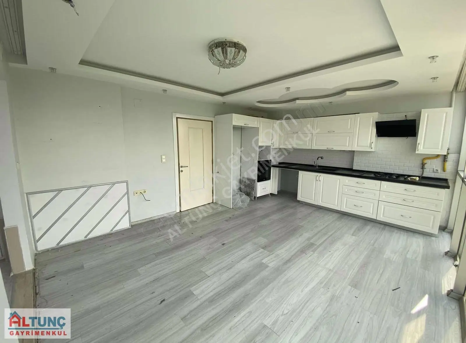 Altunç'dan Sosyal Donatılı 3+1 Kiralık Daire