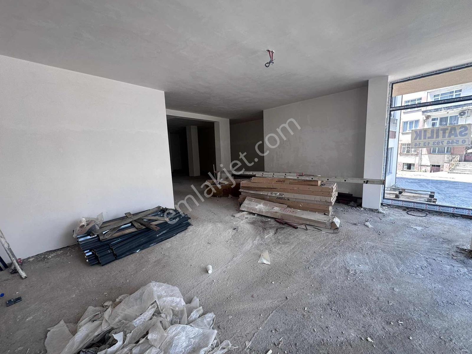 Mabel'den - Anayol Üstü Köşebaşı 170 M2 Dükkan-işyeri !! - Görsel 2