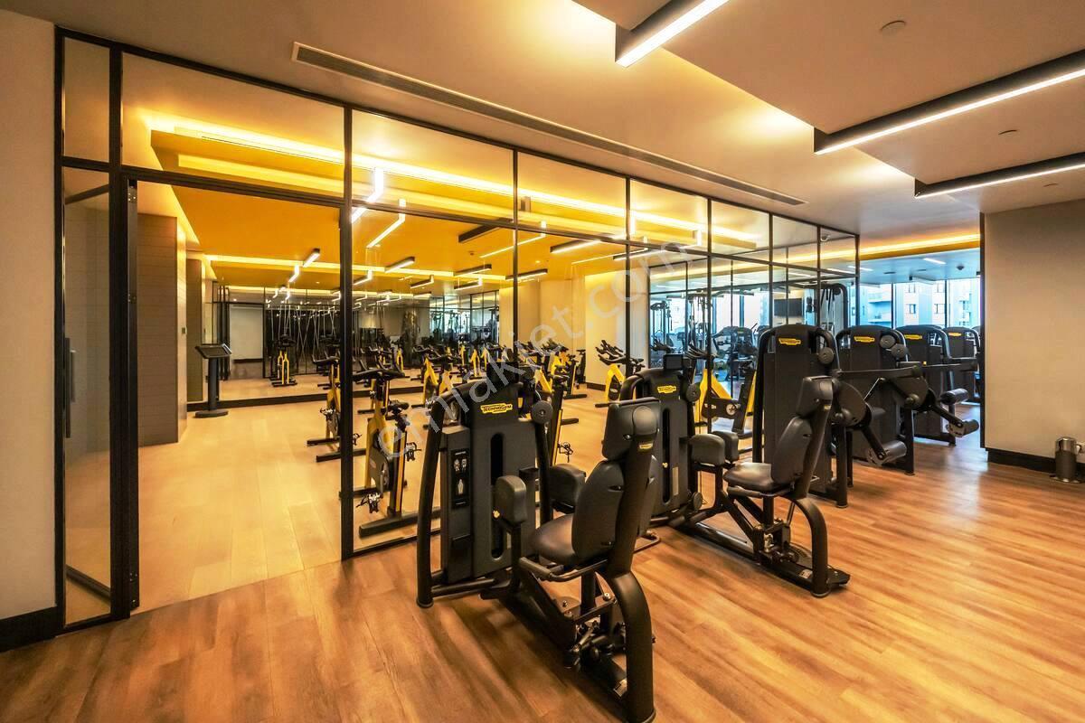 Emaar Square Residence'da 18.kat Full Eşyalı Balkonlu Kiralık 1+1 - Görsel 20