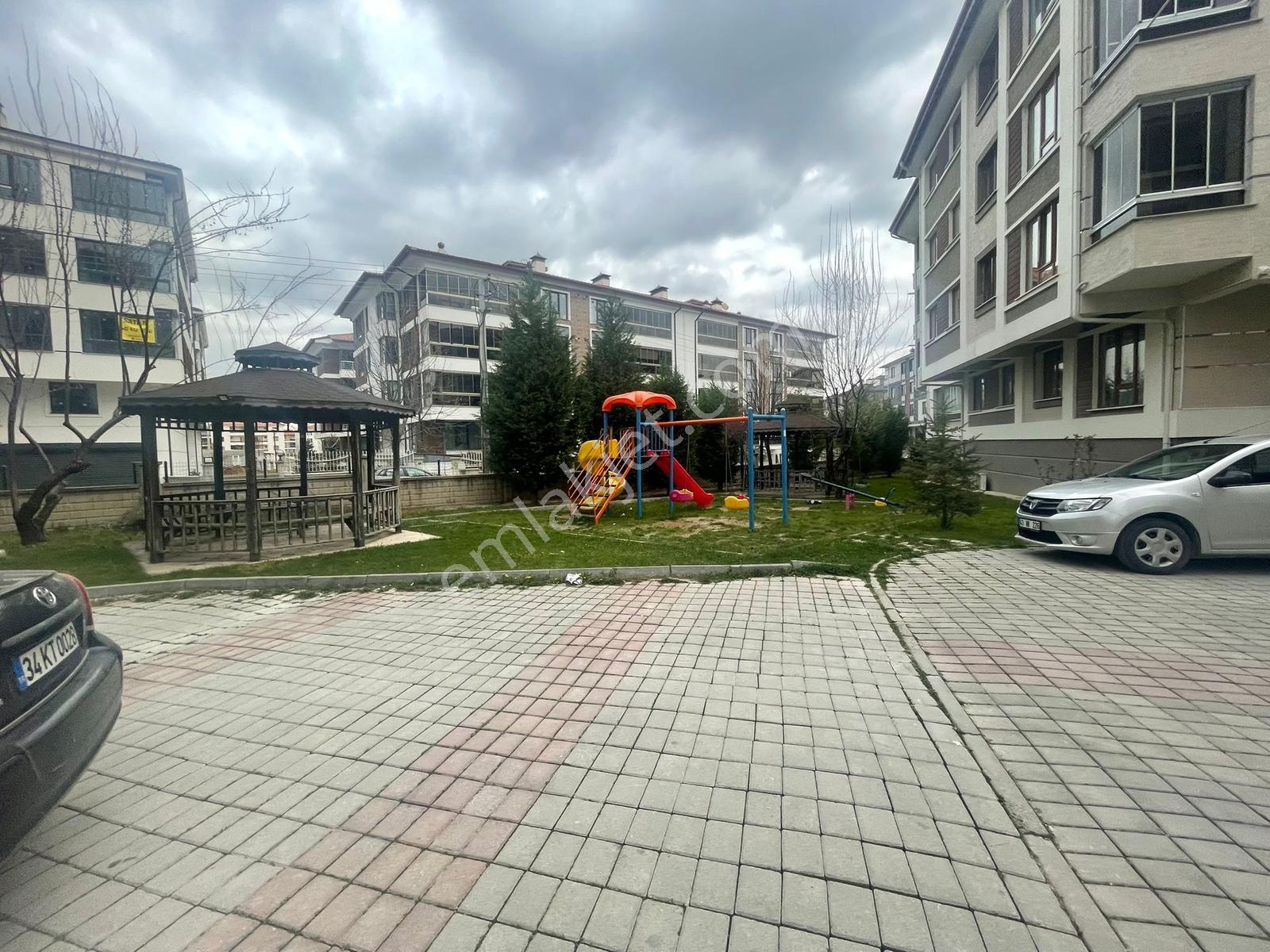 Dumpınar Mah. Satılık 2+1 Daire Başakşehir Sitesinde - Görsel 9