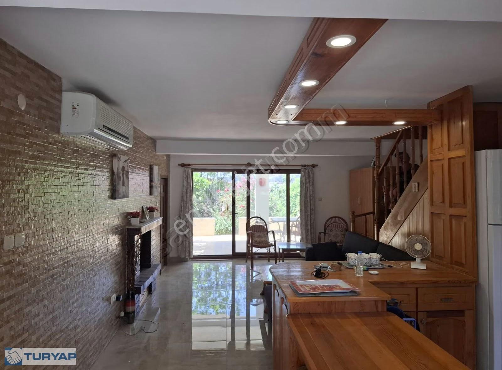 Bodrum Güvercinlik'te Deniz Manzaralı Müstakil Villa - Görsel 14