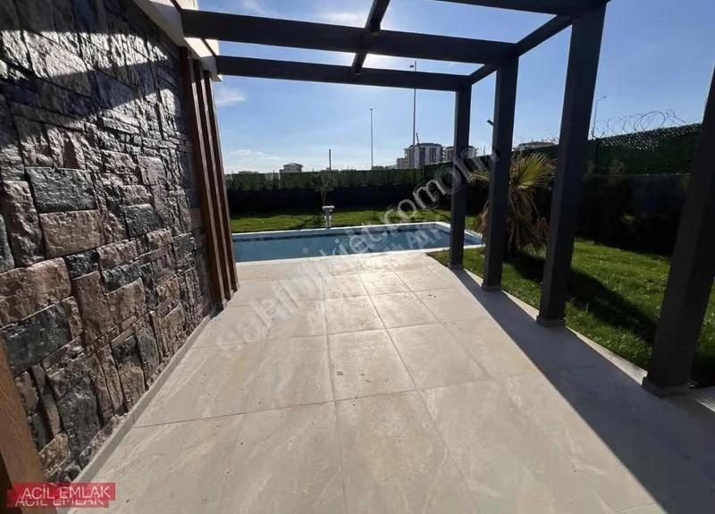 Acil Emlaktan Çamlıyaylada Ultra Lüks Full+full Villa - Görsel 11