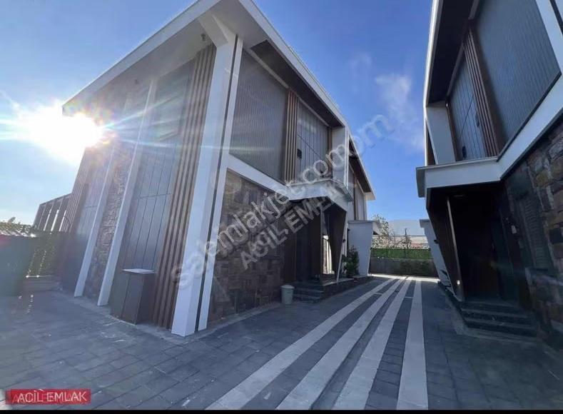 Acil Emlaktan Çamlıyaylada Ultra Lüks Full+full Villa - Görsel 24