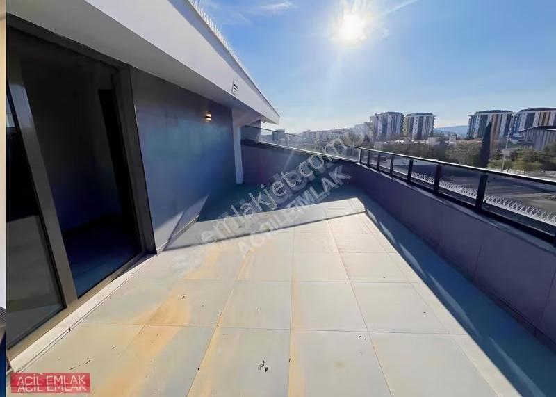 Acil Emlaktan Çamlıyaylada Ultra Lüks Full+full Villa - Görsel 40