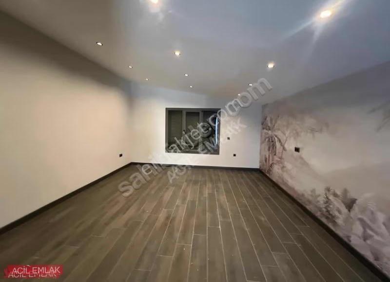 Acil Emlaktan Çamlıyaylada Ultra Lüks Full+full Villa - Görsel 18