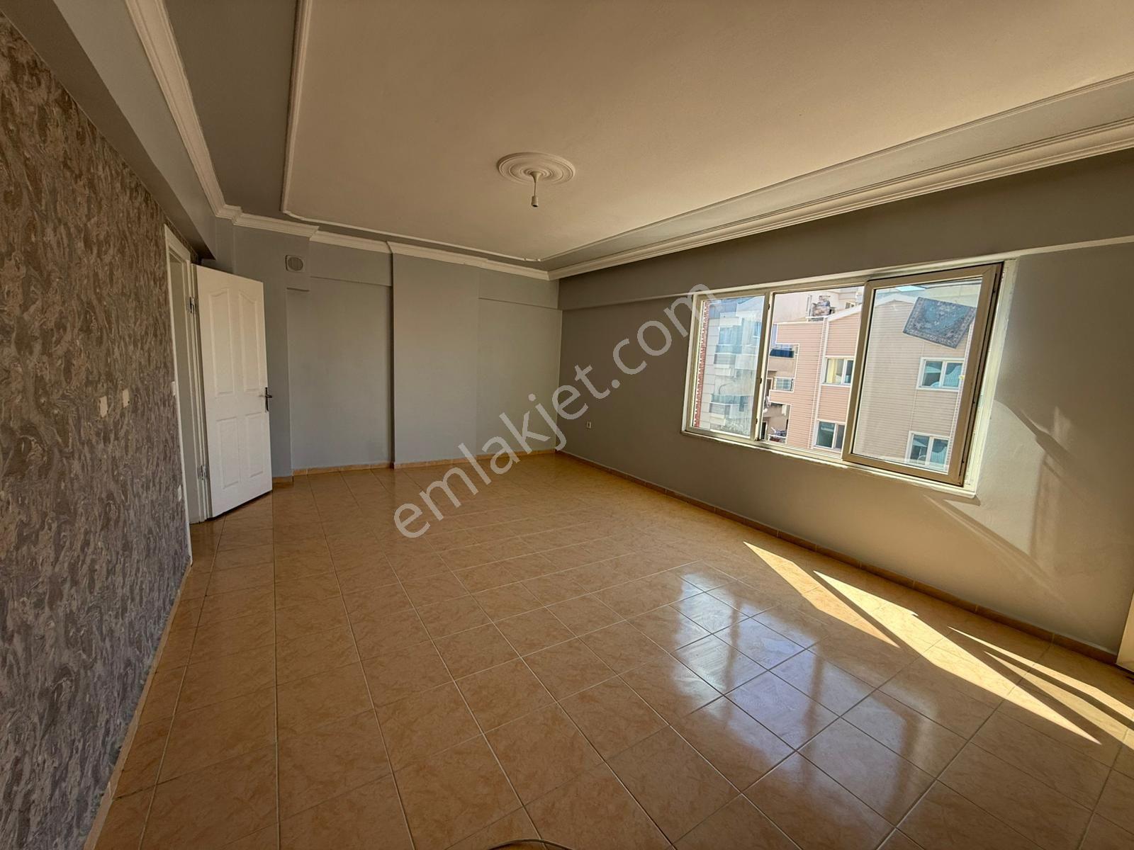 Didim Kurtuluş Caddesi'nde Merkezi Konumda Kiralık 2+1 Daire - Görsel 9