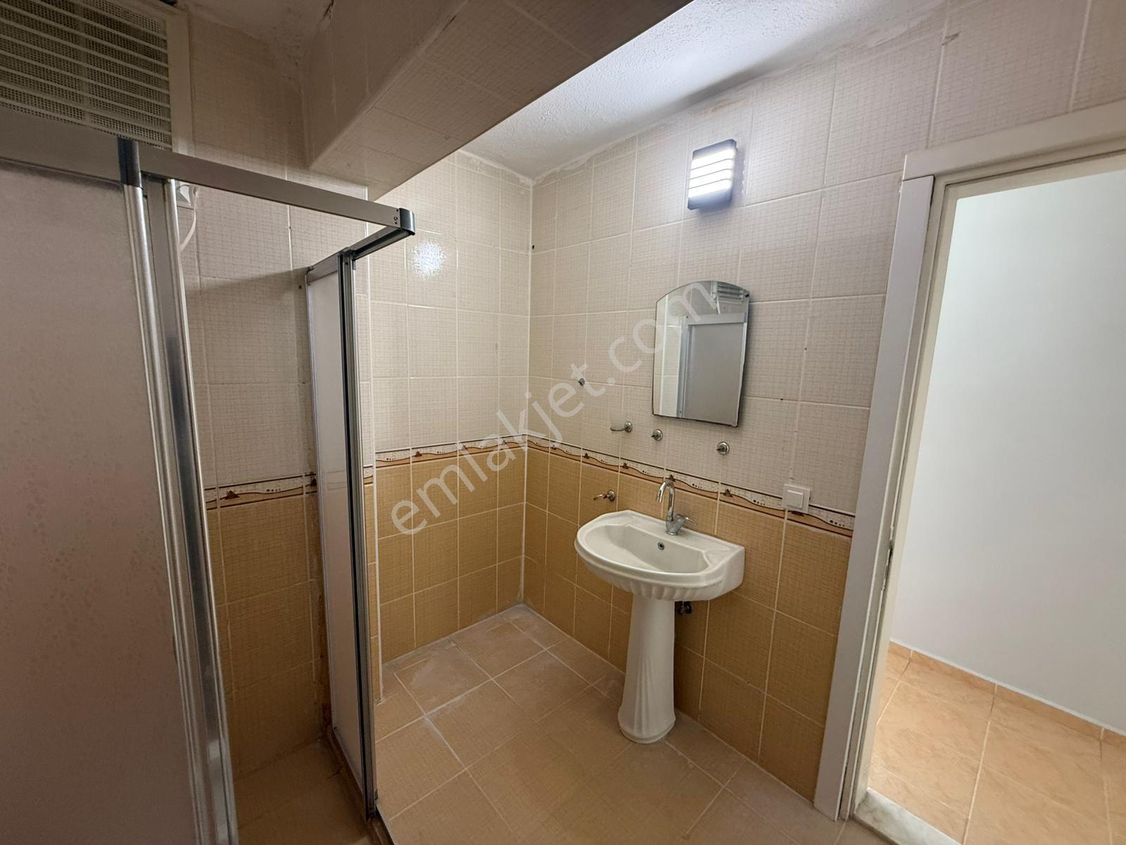 Didim Kurtuluş Caddesi'nde Merkezi Konumda Kiralık 2+1 Daire - Görsel 15