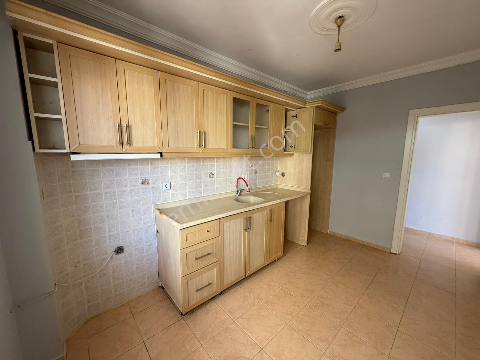 Didim Kurtuluş Caddesi'nde Merkezi Konumda Kiralık 2+1 Daire - Görsel 17