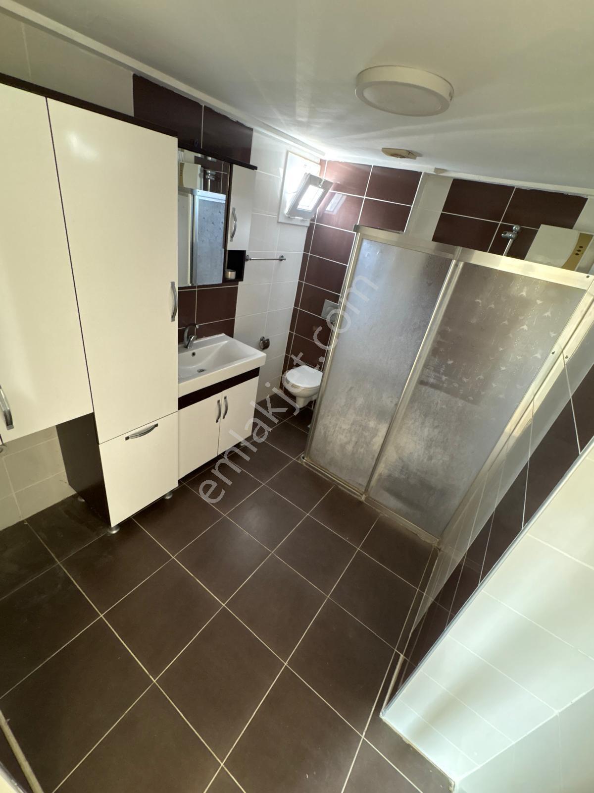 Yurt Mah. Yeşil Fırın Cıvarı 3+1 K.mutfak D.gazlı Kiralık Daire - Görsel 34