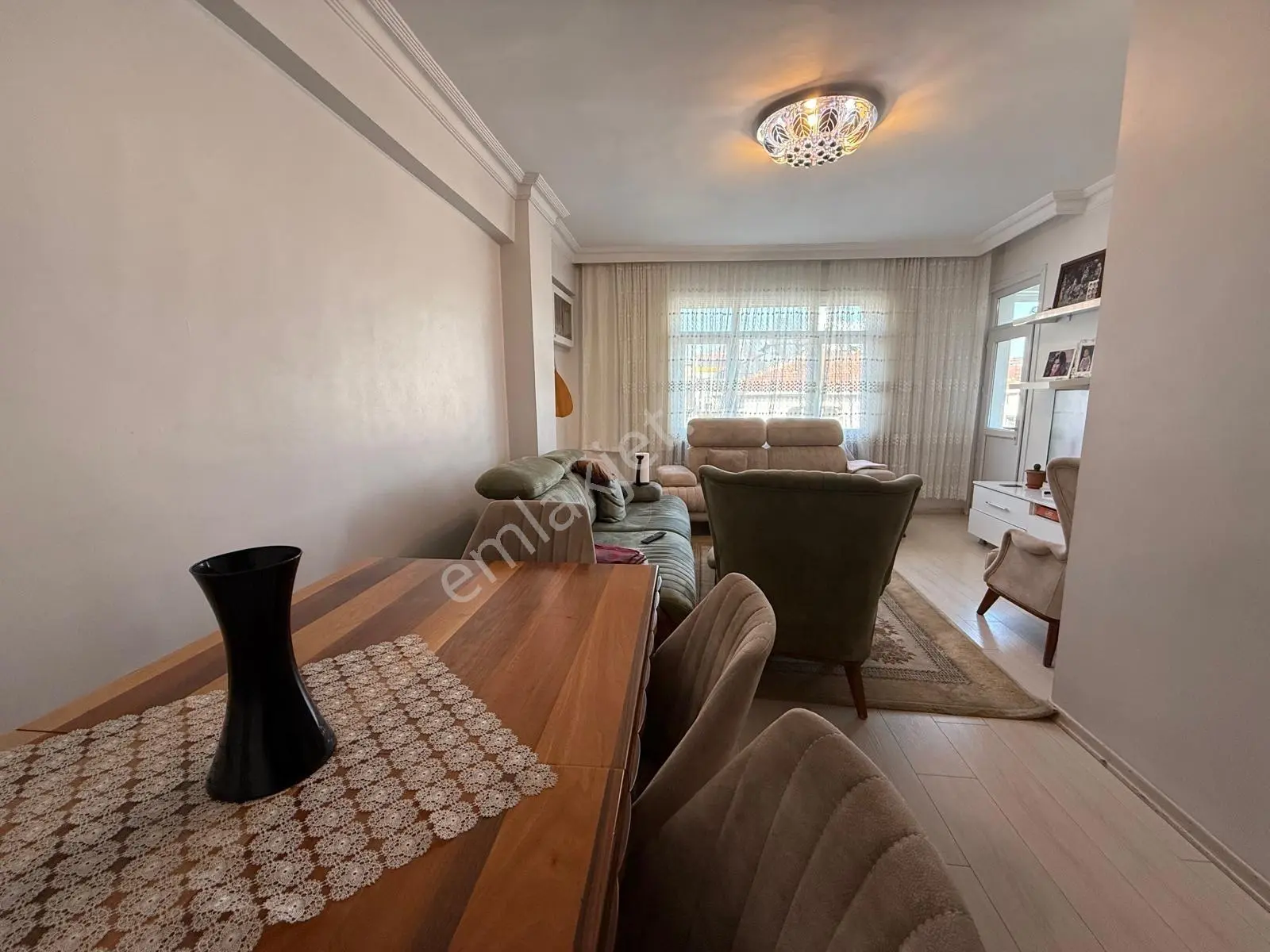 İstanbul House'dan B.evler'de Ayrı Girişli 220m2, 5+2 Dubleks - Görsel 3