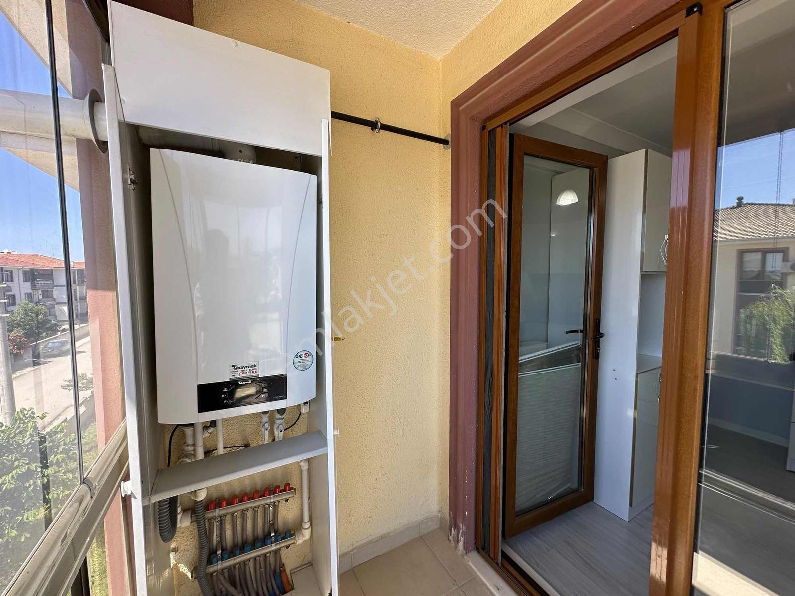 Arifiye'de Kiralık 3+1 Ebeveyn Banyolu Cam Balkonlu Daire - Görsel 20