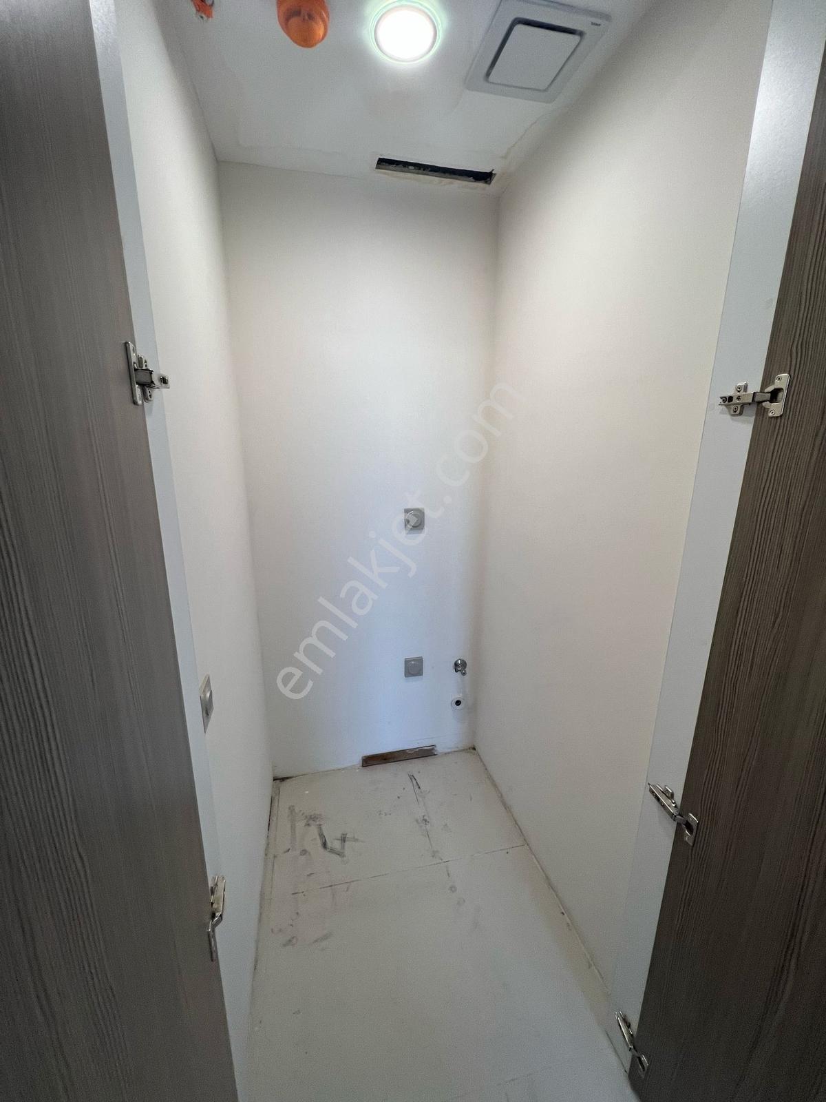 Başkent Emlak Konutları 2.5+1 Yüksek Kat Kiralık - Görsel 24