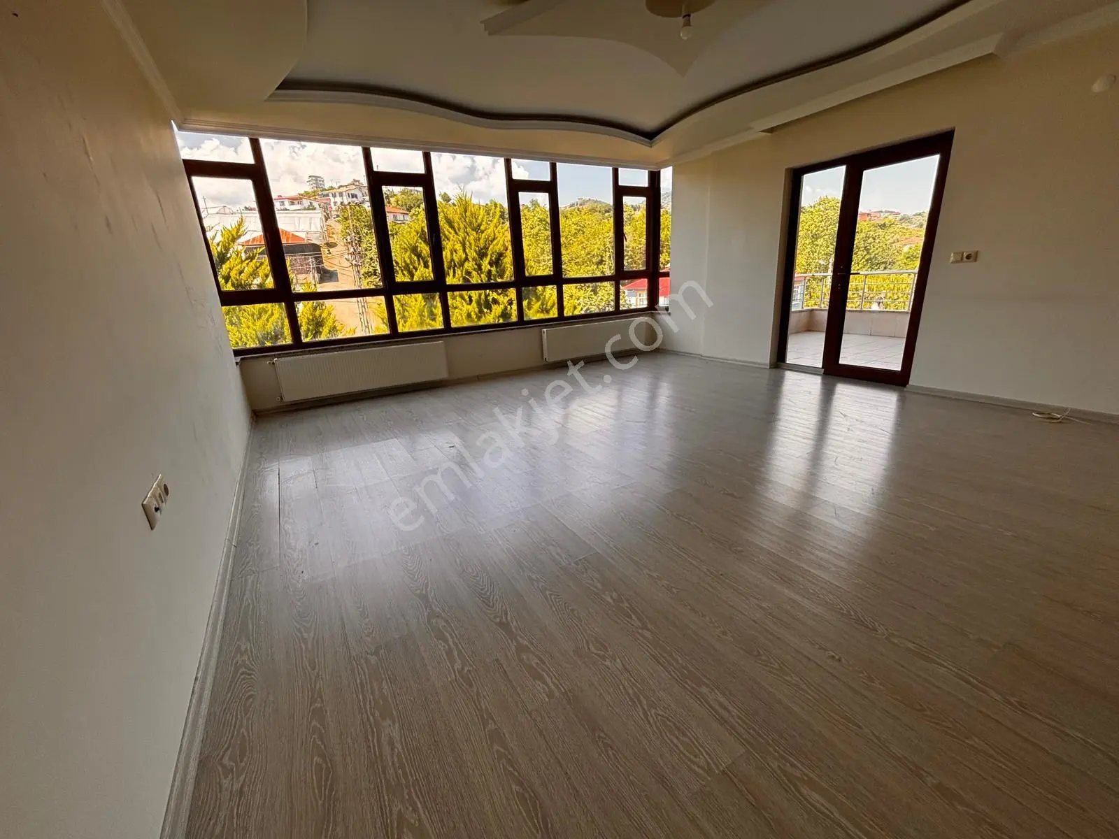 Deha Emlaktan Kiralık 3+1 Daire Kavaklıda - Görsel 3