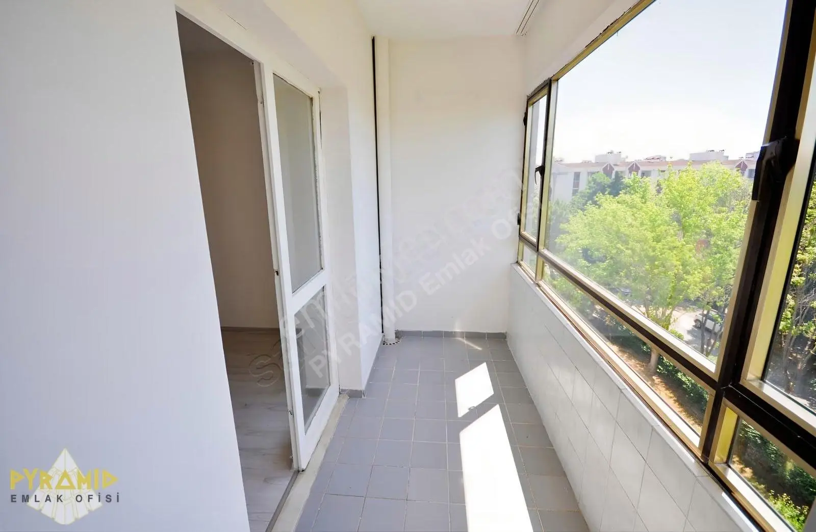 Pyramıd'den Ataköy 7-8.kısım Turkuaz Sitesi Boş Temiz 1+1 Daire - Görsel 9