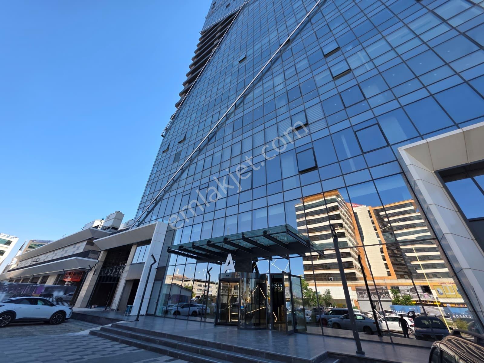 Metafor Ankara A Blokta 8. Kat Kiralık 1+1 Ofis