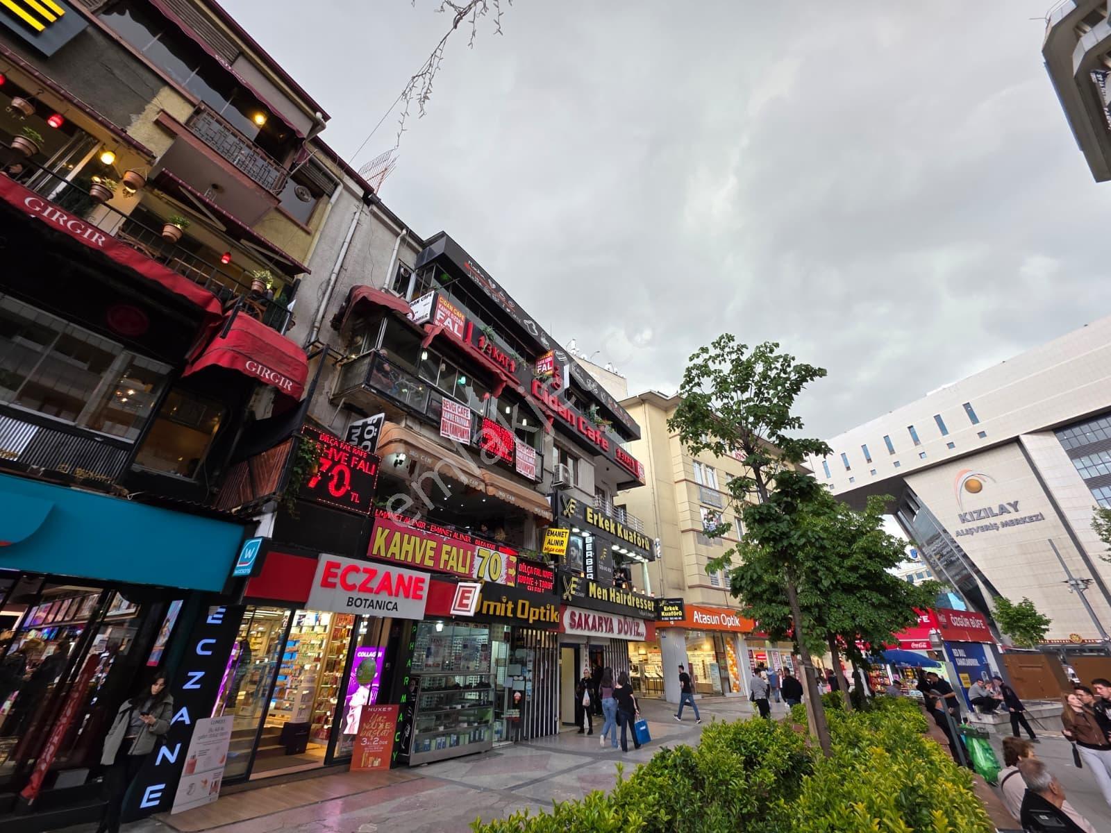Kızılay Sakarya Cad Üzeri Kızılay Merkeze Yakn Kiralık 2+1 Daire - Görsel 11