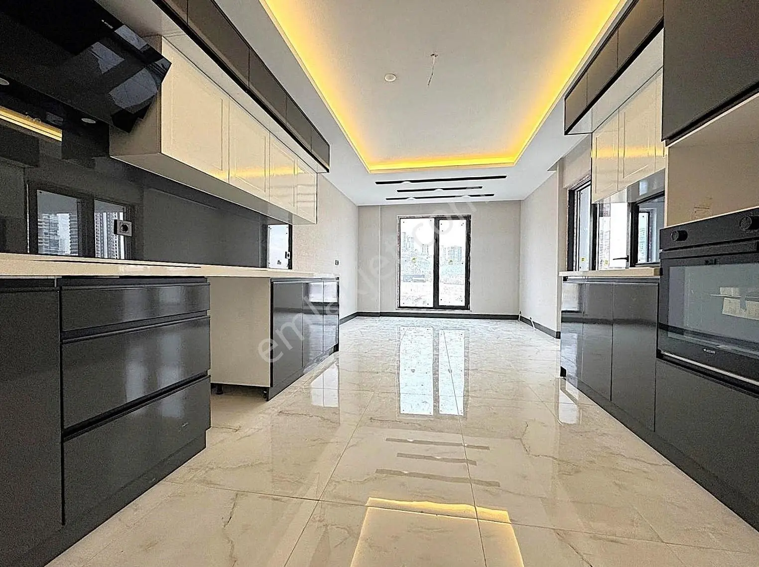 Yozgat Bulvarı Yakını 4+1 200m2 İskanlı Oturuma Hazır Acil..!