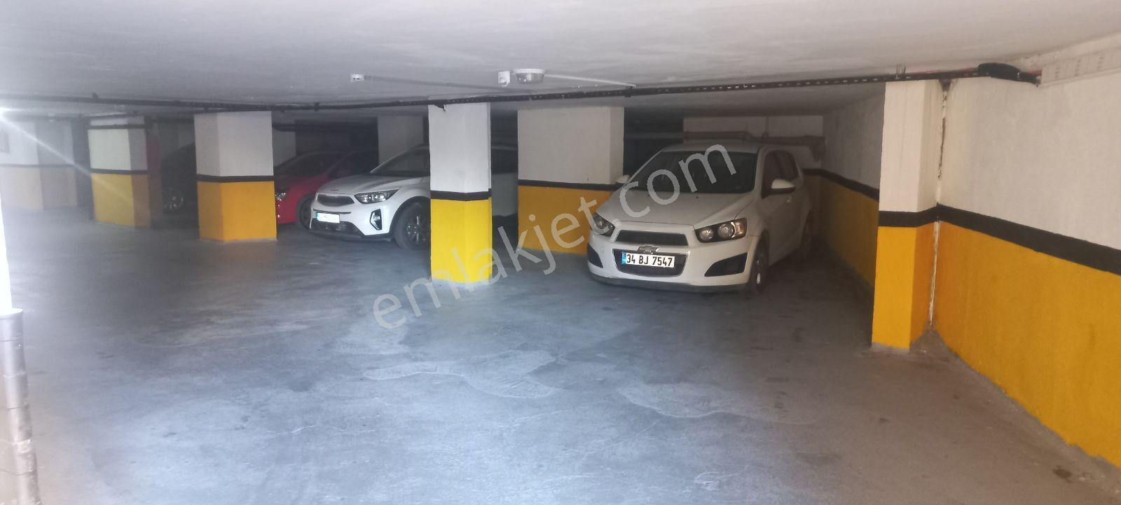 Çakmak Mahallesinde Site İçerisinde Kiralık 2+1 Daire - Görsel 7