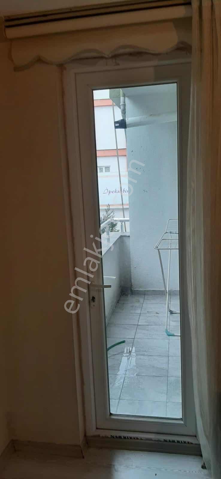 Yıldız Mahallesinde Satılık Eşyalı Kiracılı 1+1 Daire - Görsel 9