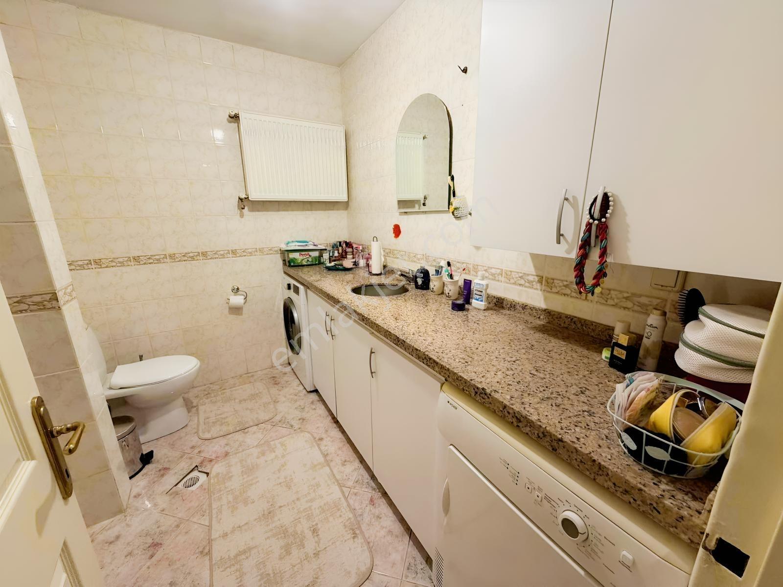 Küçükbakkalköy Adalet Sitesi'nde Önü Açık Geniş Satılık Daire - Görsel 43