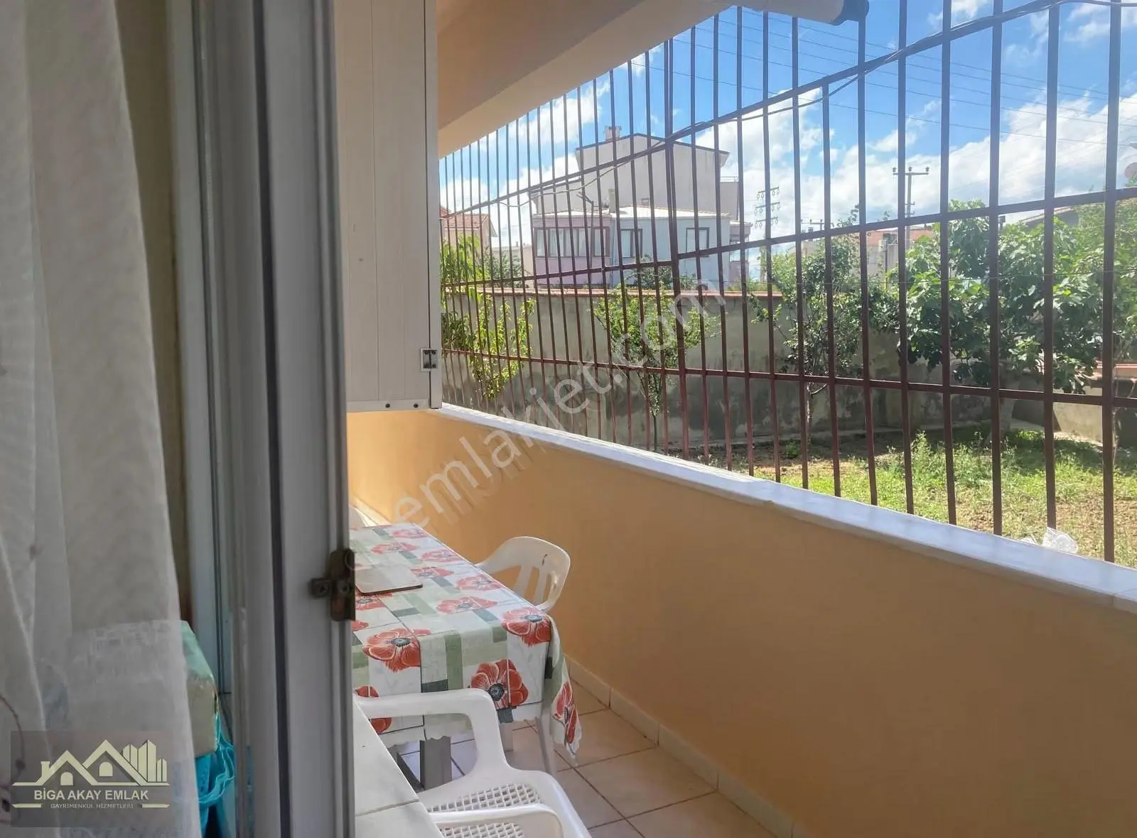 Biga Esentepe Mahallesi Kiralık 3+1 Bahçeli Nizam - Görsel 3