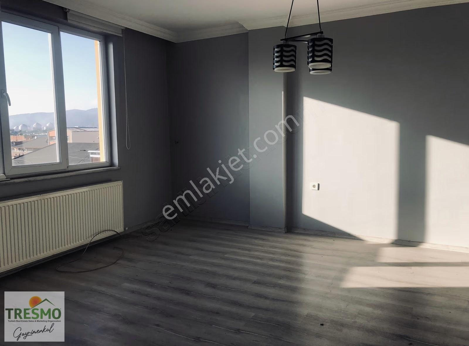 Körfez Güney Mahallesinde 3+1 Kiralık Çatı Dubleks Daire - Görsel 16