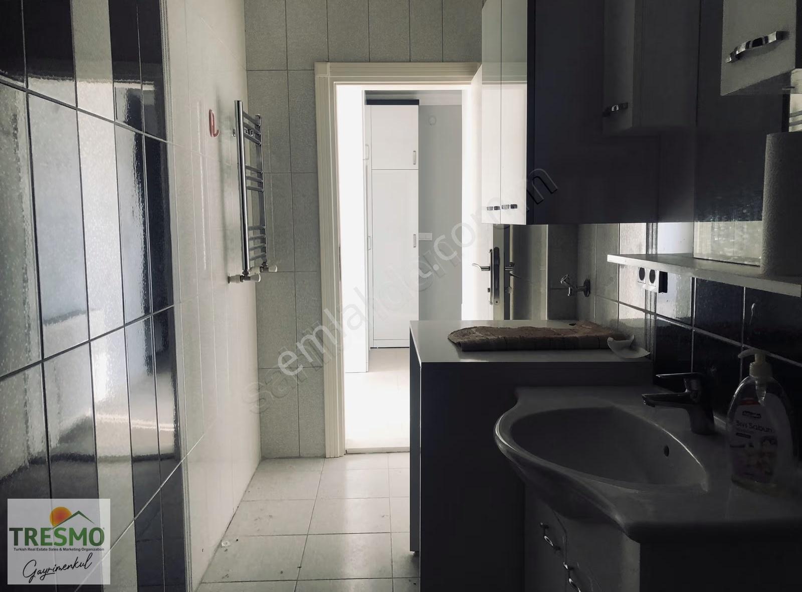 Körfez Güney Mahallesinde 3+1 Kiralık Çatı Dubleks Daire - Görsel 32