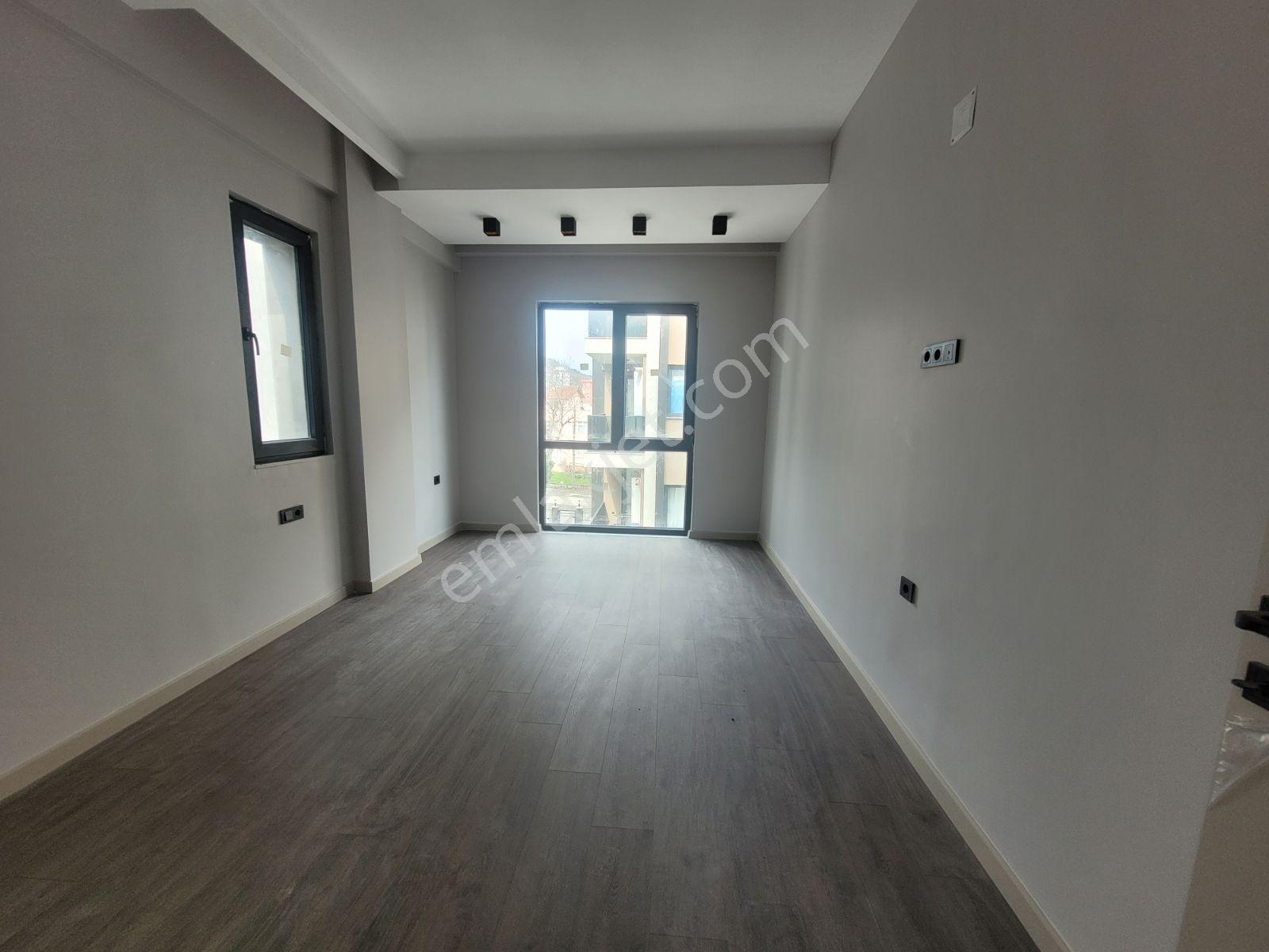 Yazlık Tadında Havuzlu Sitede Deniz Manzaralı Satılık Lüks 1+1 - Görsel 14