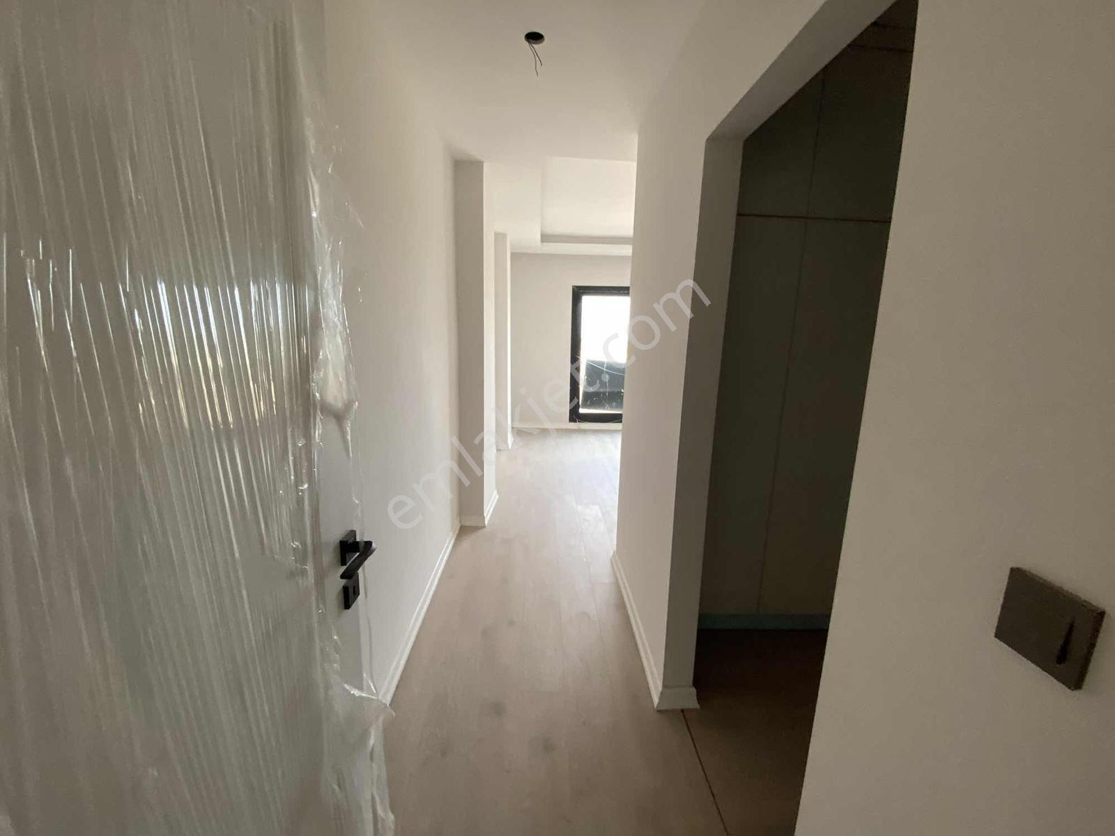 Çınarlıda 325 M² Arsa Üzerine 4+1 İkiz Lüks Müstakil Villa - Görsel 17