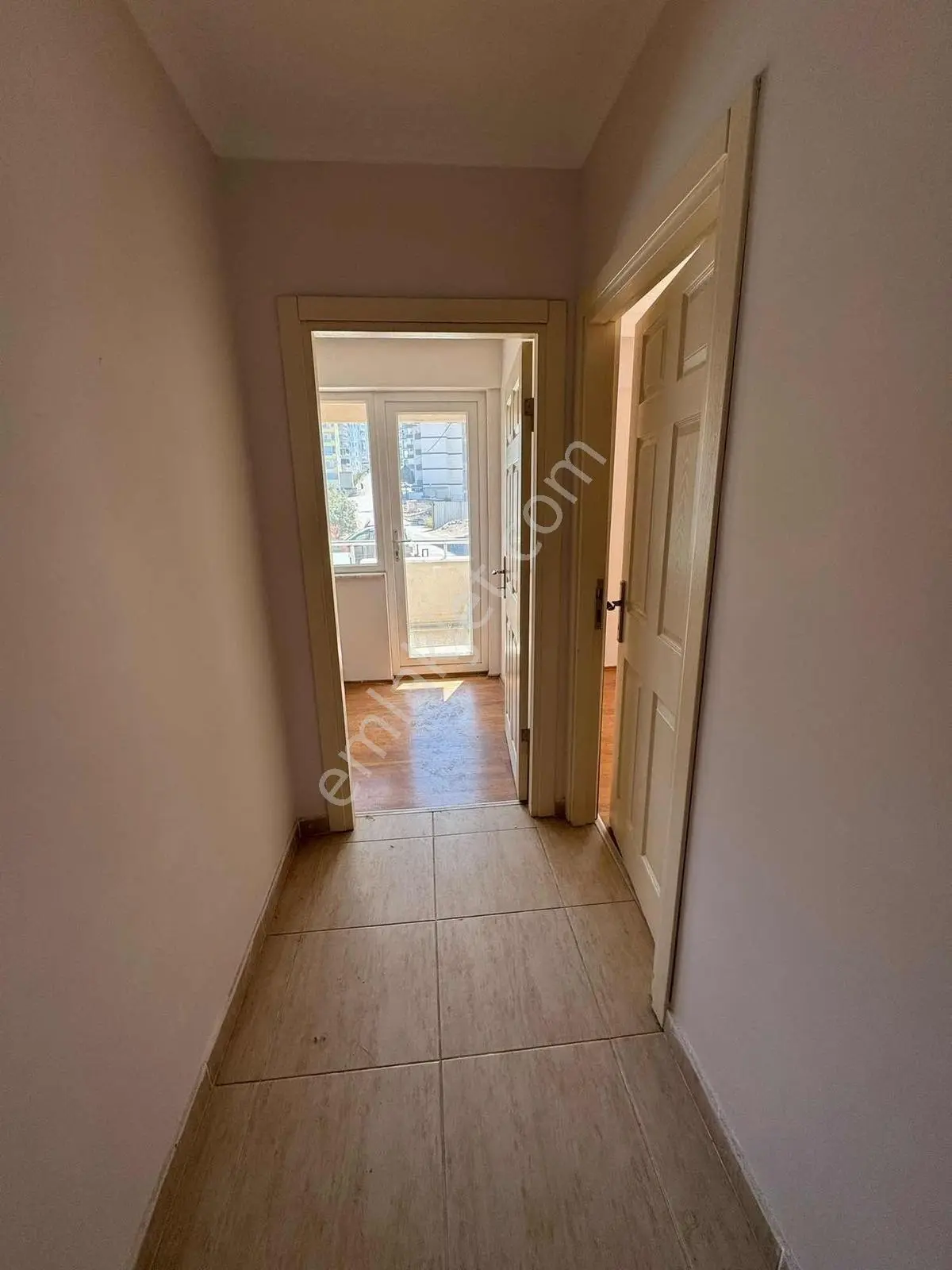 Halitpaşa'da Otoparklı Site İçi Deniz Manz. Kiralık 3+1 Daireler - Görsel 2