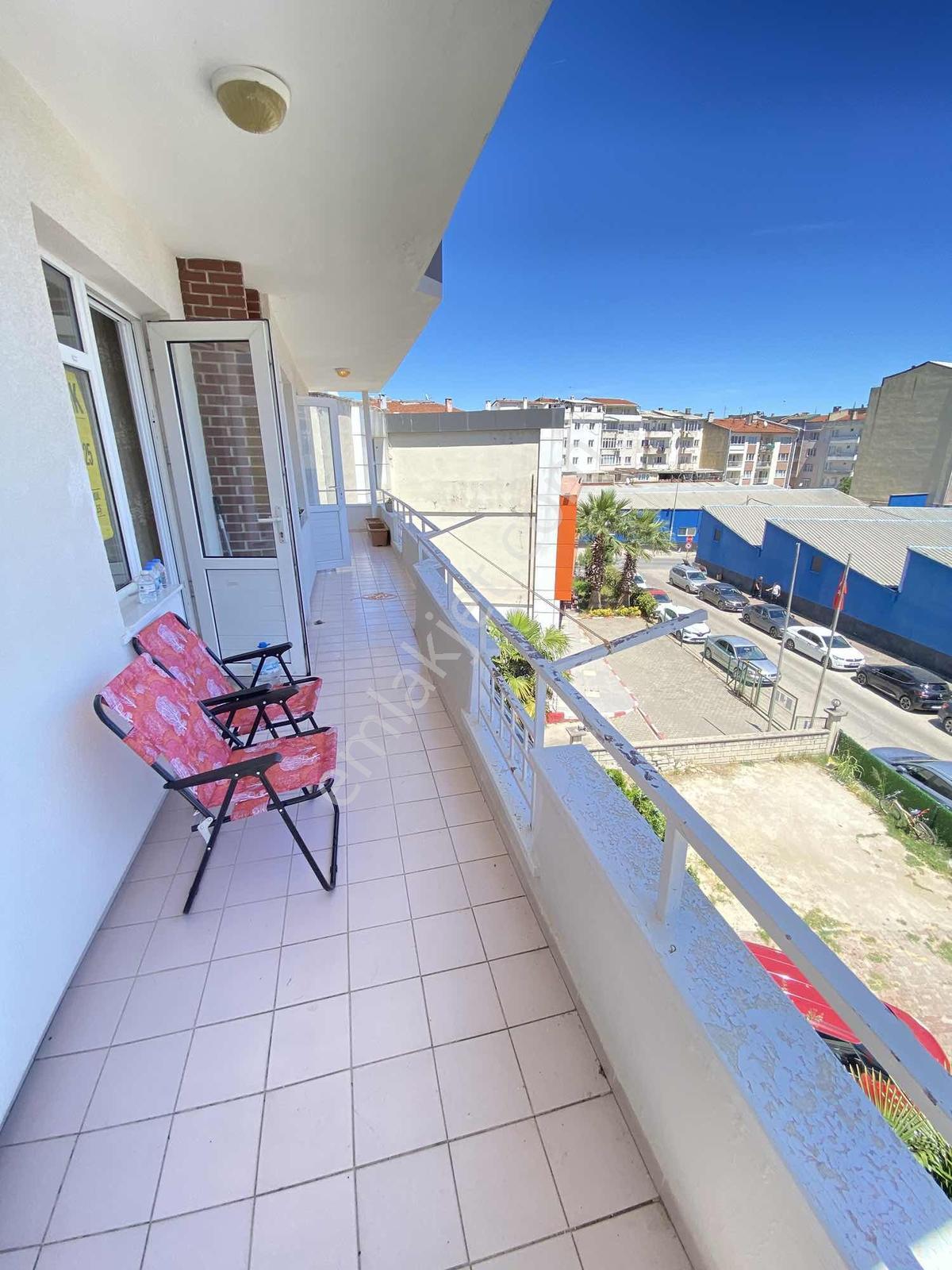 Halitpaşa Mah'de Merkezi Konumda,asansörlü,otoparklı Daire - Görsel 11