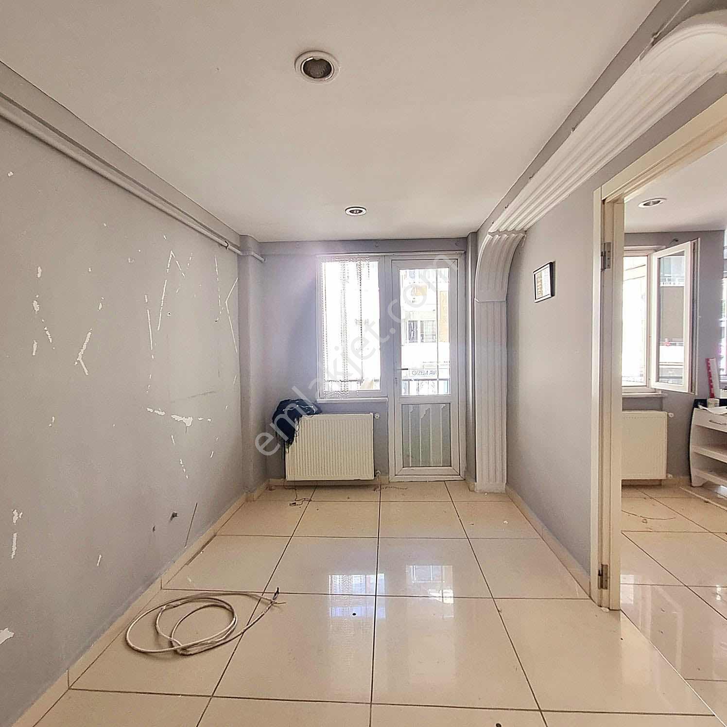 İpar Caddesi Üzerinde 170 Mt2 Ticari Ruhsatlı Kiralık İşyeri - Görsel 12