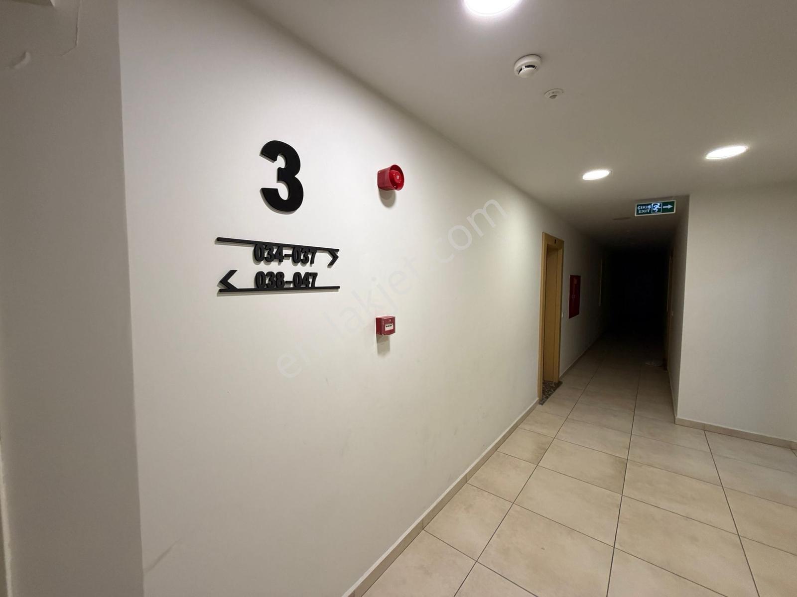 İzmir Bornova Satılık Daire Narova 4. Etap Teraslı Açık Mutfak - Görsel 33