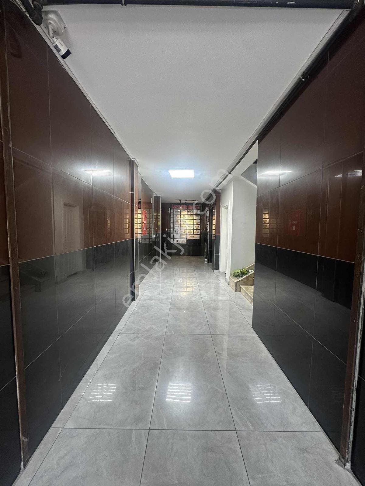İstasyon Caddesi Kiralık Geniş Ofis 3+0 - Görsel 20
