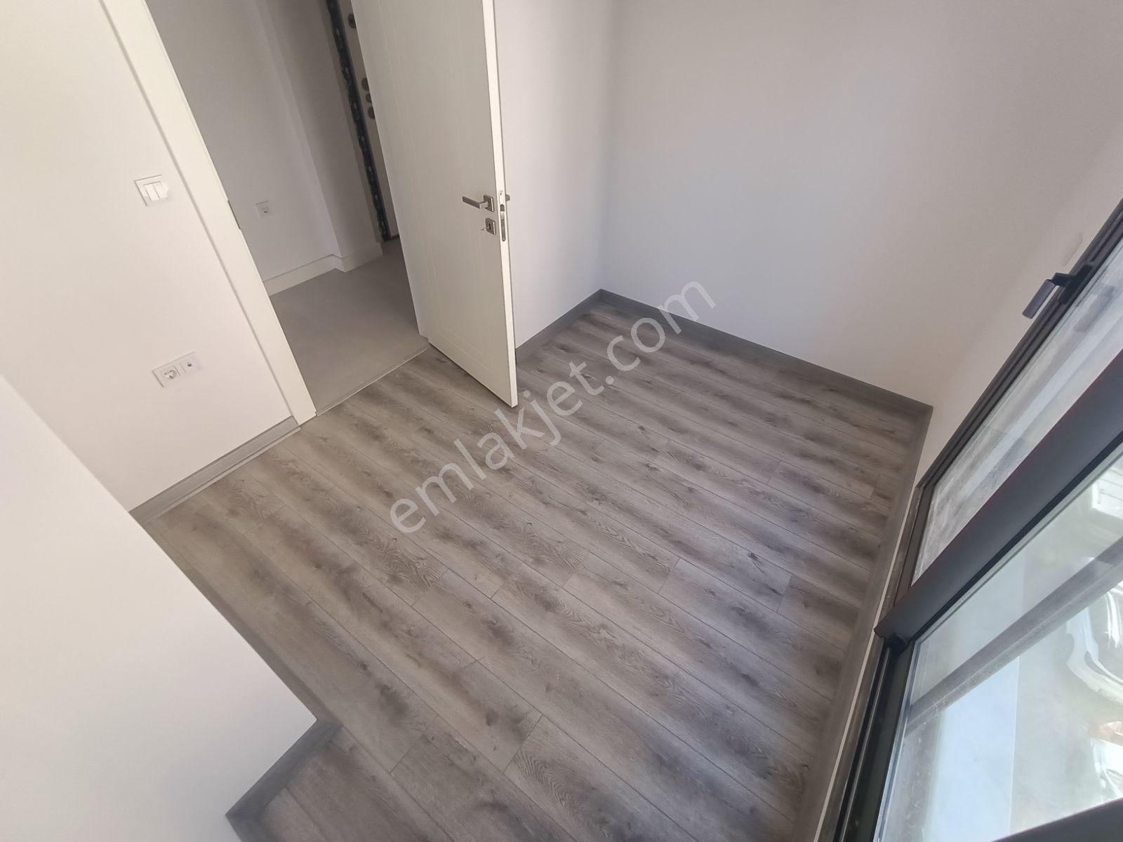Alsancak Namık Kemal Lisesi Bitişiği Sıfır Lüks 2+1 Daire - Görsel 26