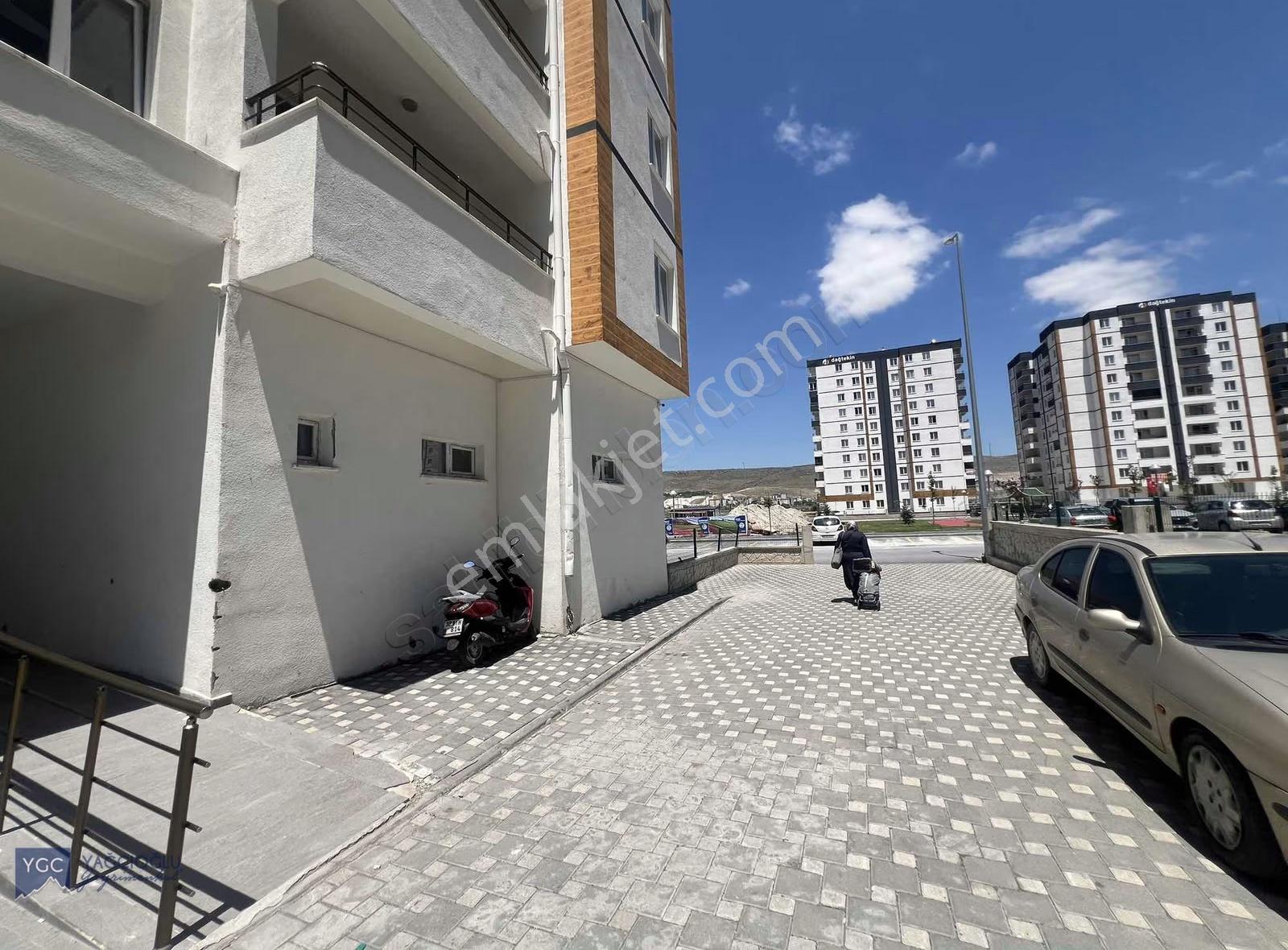 Şehir Hastanesi Yanında 2+1 Eşyalı Cam Balkonlu Lüks - Görsel 4