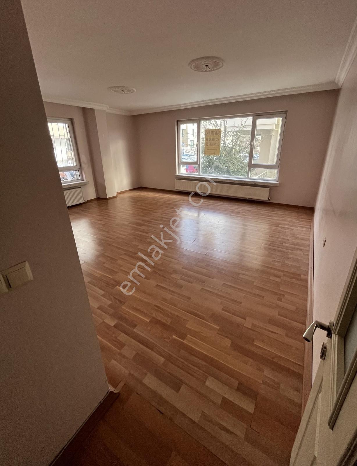 Keklikte 4+1, 135 M2, Ebeveyn Banyolu Kiralık Daire - Görsel 21