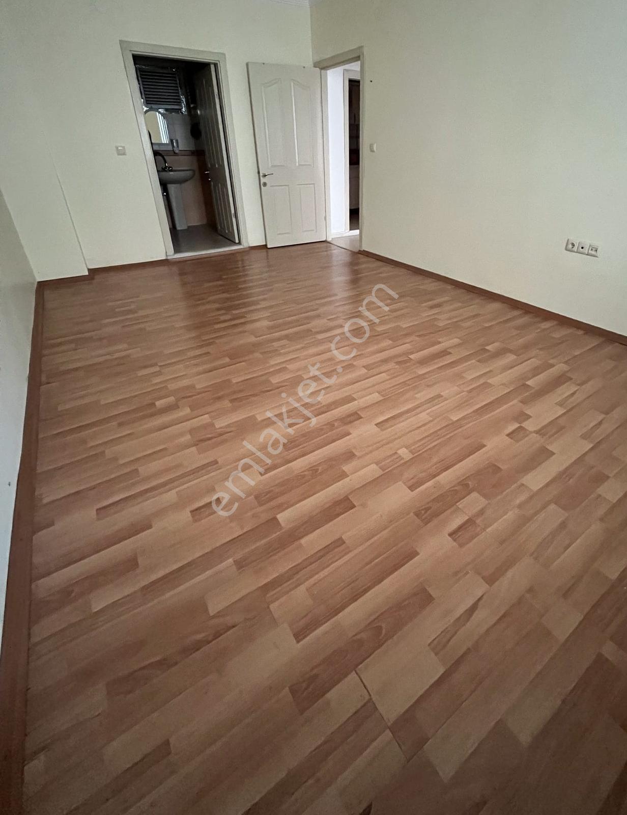 Keklikte 4+1, 135 M2, Ebeveyn Banyolu Kiralık Daire - Görsel 17