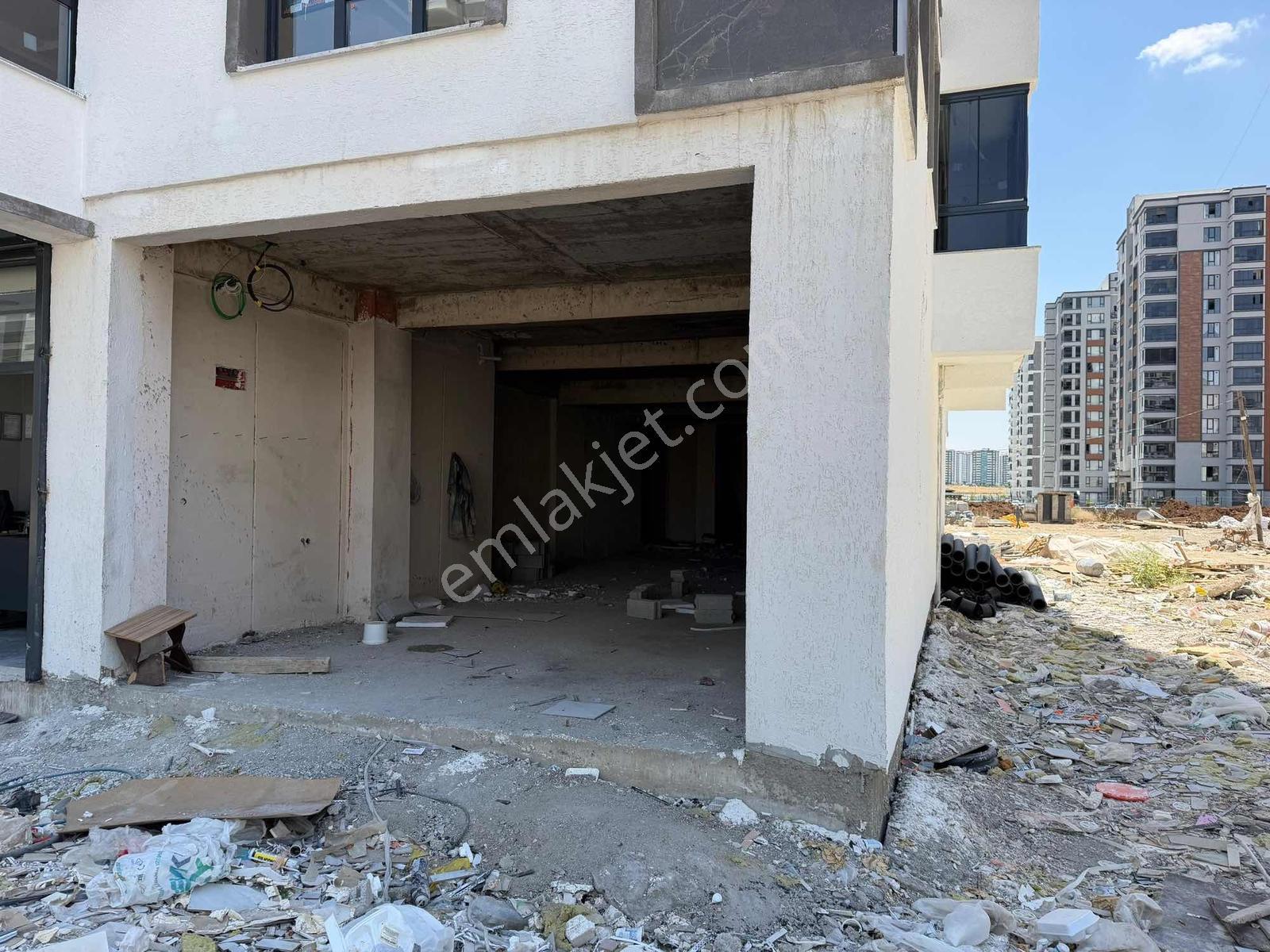 Kaya 412 Emlaktan Kiralık Sıfır Dükkan - Görsel 12