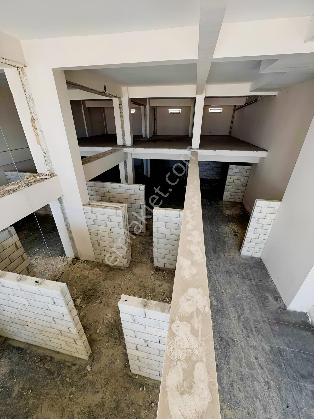 Belkız Mah.ana Cad.üzeri Satılık 207m2 Ve 310m2 Satılık Dükanlar - Görsel 7