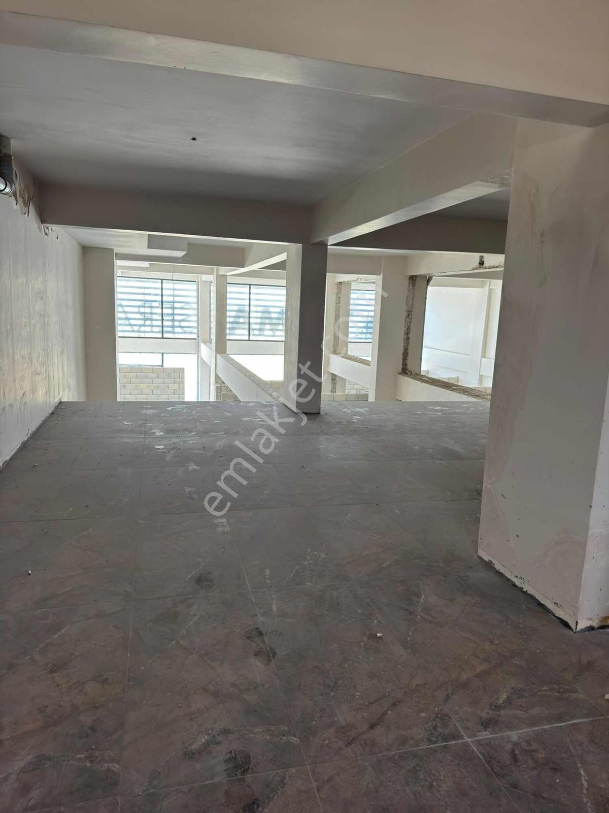 Belkız Mah.ana Cad.üzeri Satılık 207m2 Ve 310m2 Satılık Dükanlar - Görsel 5
