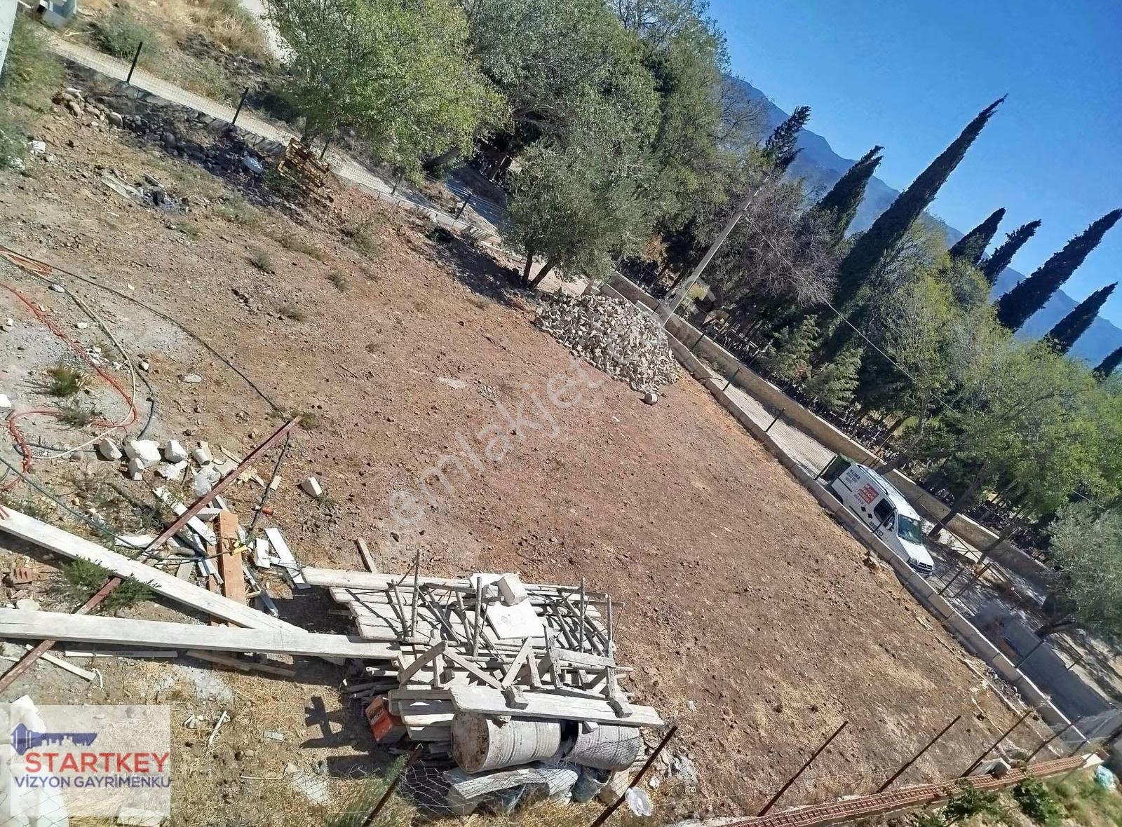 Menemen Haykıranda Satılık 476 M² Tarla