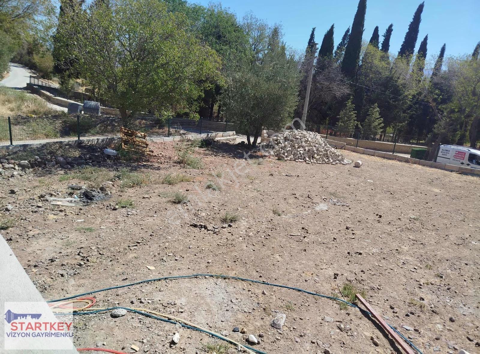 Menemen Haykıranda Satılık 476 M² Tarla - Görsel 4